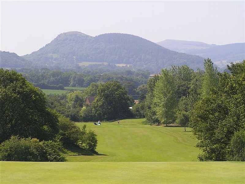 Golf is not just a summer sport! Play great golf at Arscott Golf Club in Shropshire, England