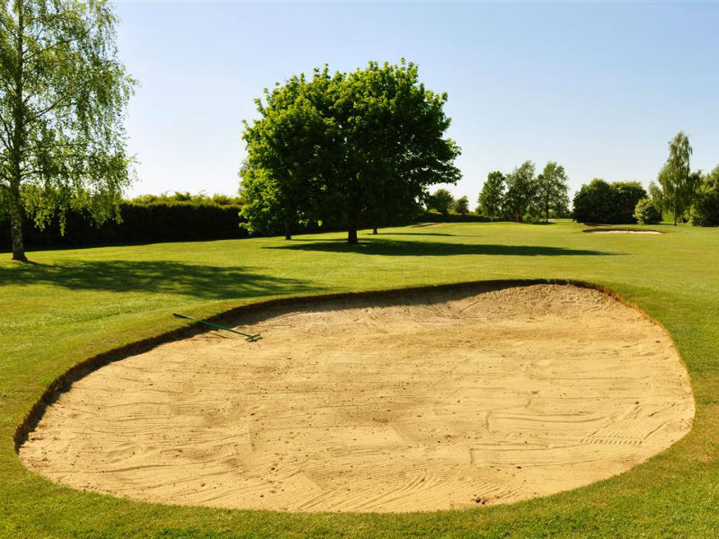 They promise a great game of golf at Girton Golf Club in Cambridgeshire, England