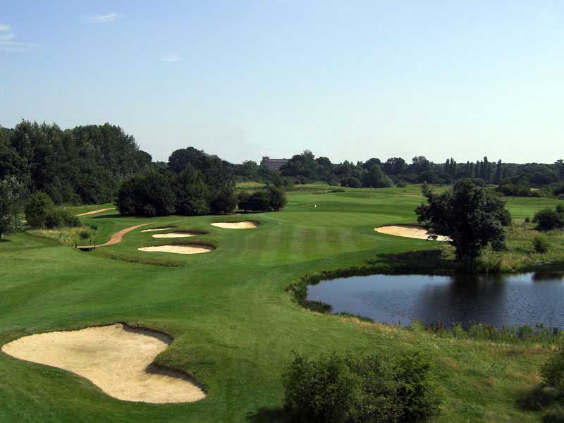 Enjoy great golf in Hertfordshire with Open Fairways at Mill Green Golf Club 