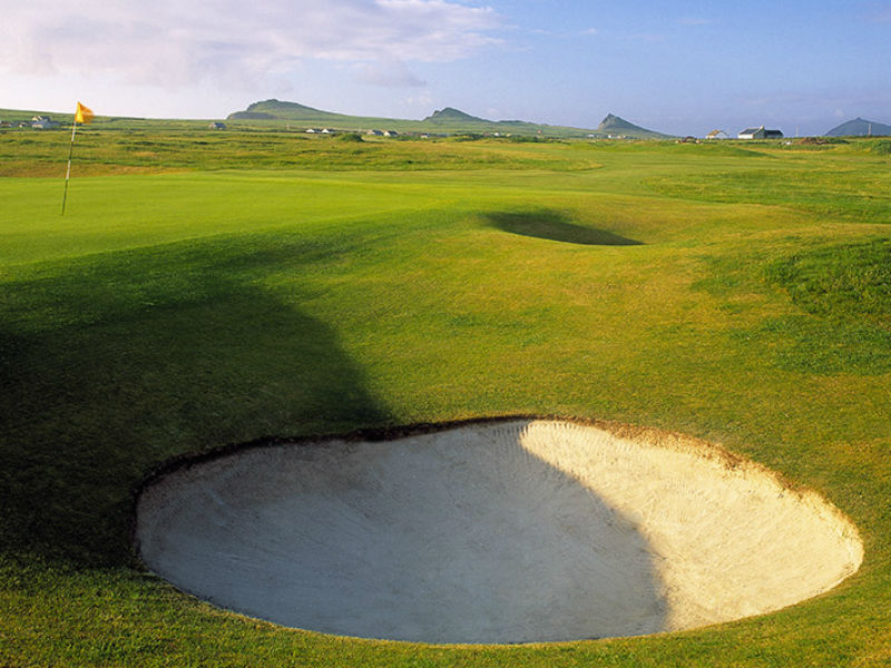 Have a great game at Ceann Sibeal (Dingle) Golf Club in Kerry, Ireland