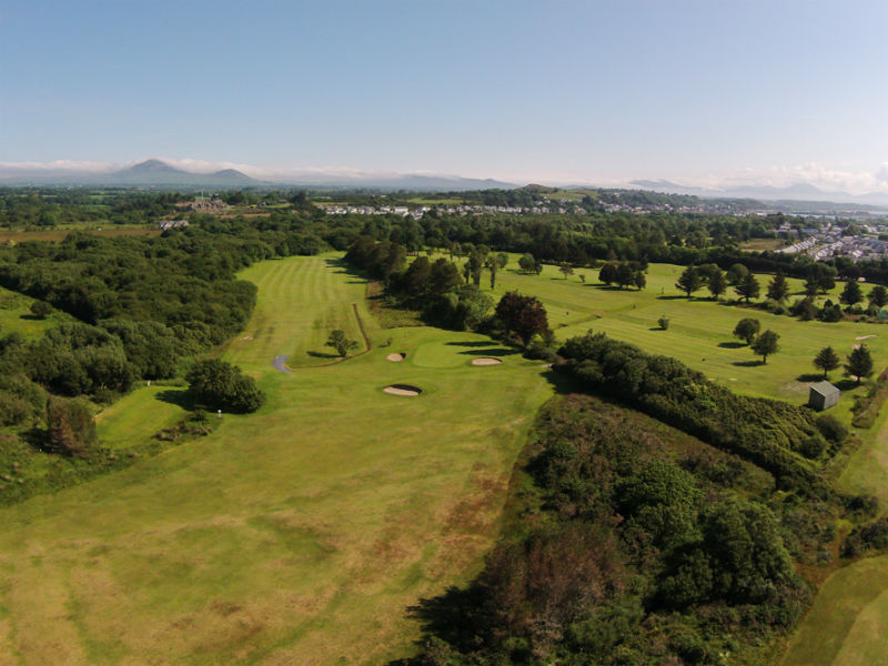 Wondering where to play golf in Wales then play at the lovely Clwb Golff Pwllheli in Gwynedd