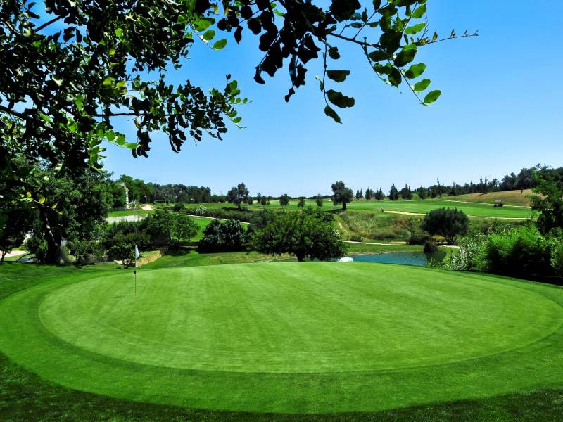 Golf in the sun at Benamor Golf in East Algarve, Portugal