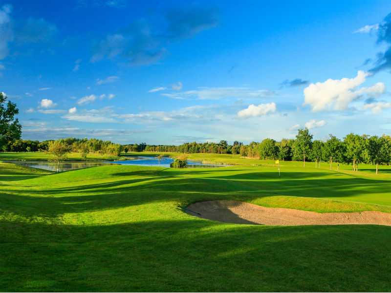 Welcome Grange Castle Golf Club in Clondalkin, Dublin, Ireland