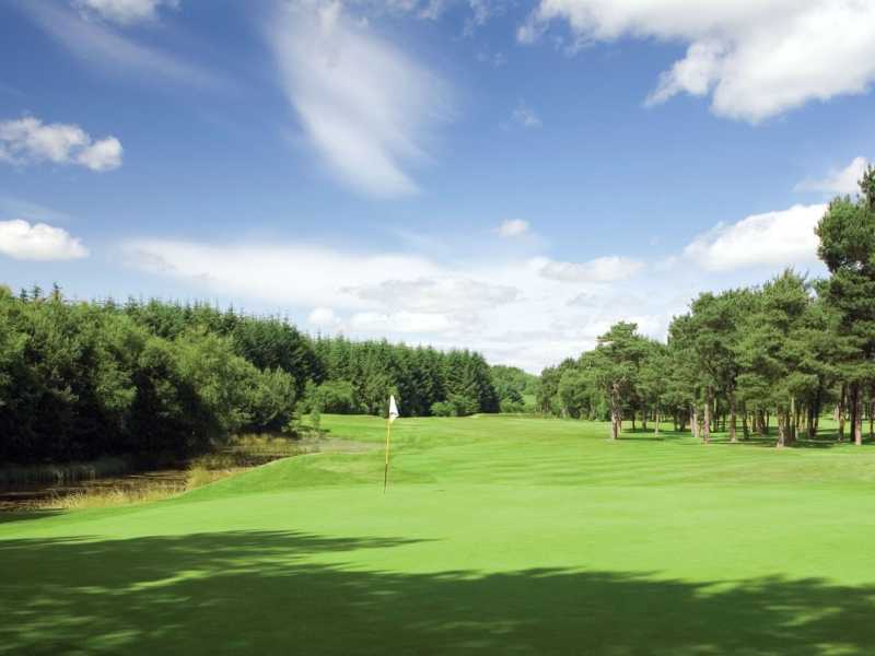 Make it a romantic break in Aberdeenshire and play golf at Newmachar Golf Club, Scotland